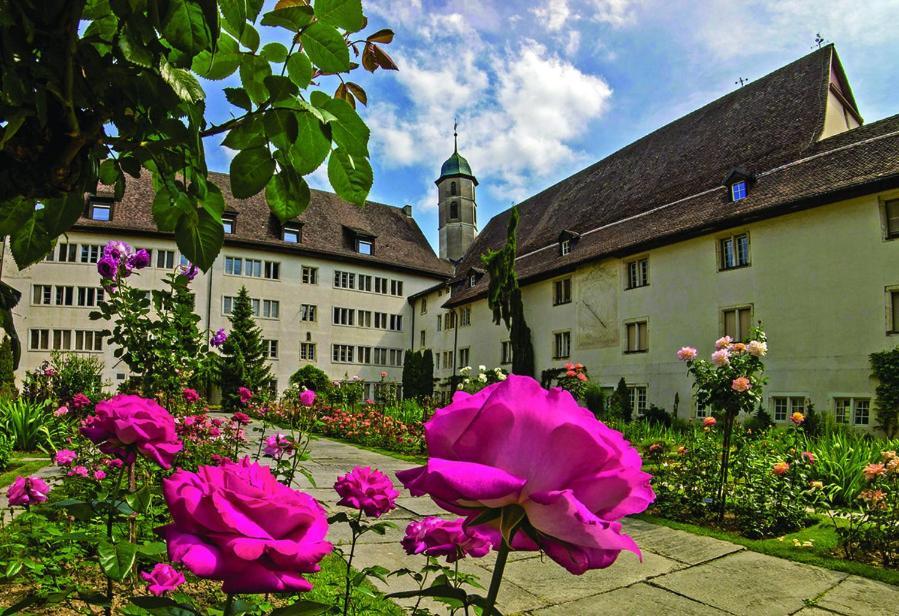 Vivez un conte de fée dans la pièce ronde d'une tour médiévale Porrentruy Exterior foto