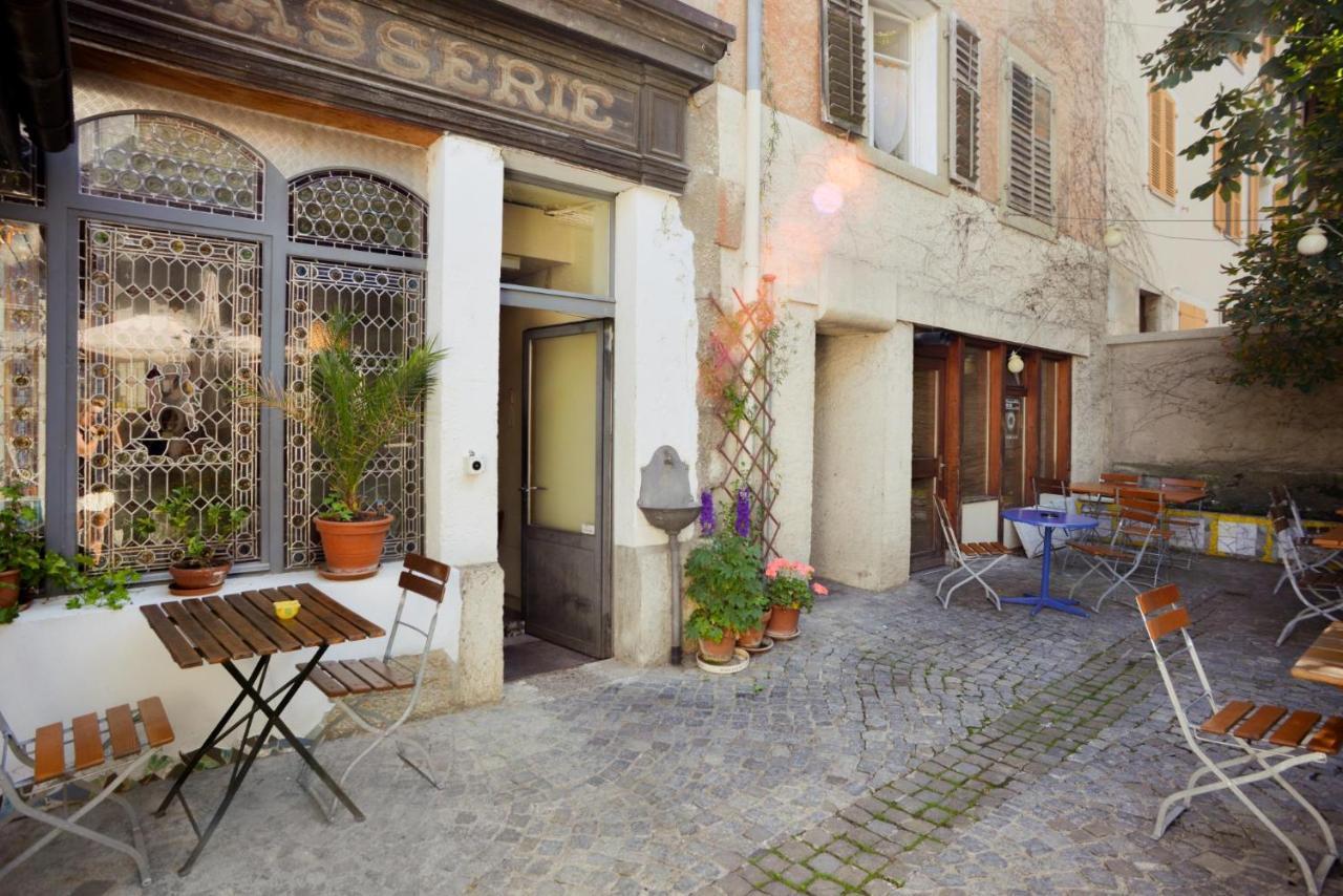 Vivez un conte de fée dans la pièce ronde d'une tour médiévale Porrentruy Exterior foto